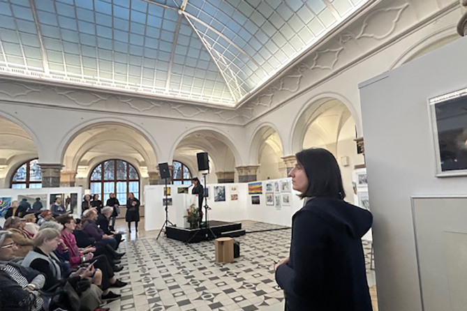 Blick in den Ausstellungsraum