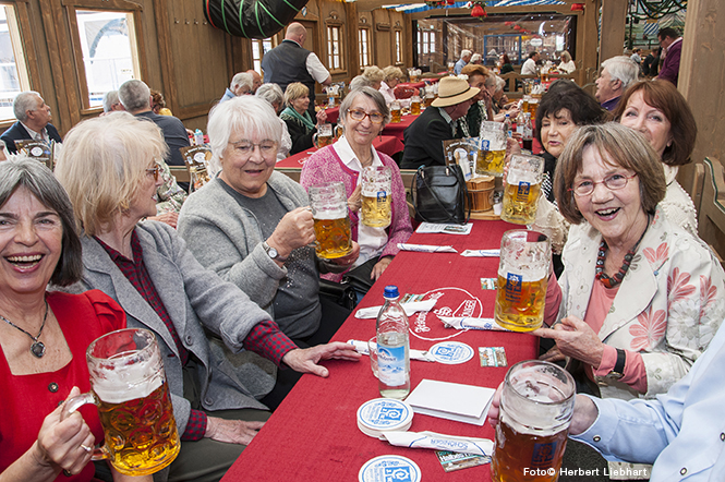 den Durst löschen mit einer zünftigen Mass