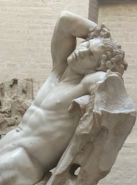 Der Barbarinische Faun Kopf und Oberkörper in Ansicht von Halbseite