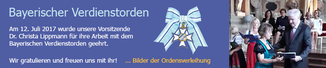 MP Horst Seehofer überreicht Dr. Christa Lippmann den Bayerischen Verdienstorden am 12. Juli 2017 in der Münchner Residenz 