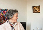 Zwei Wohnfrauen von WG VI im Gespräch