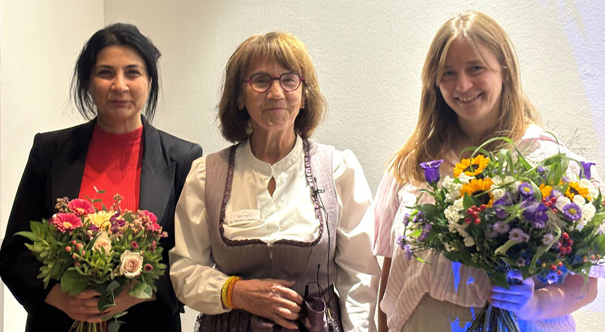 Blumen für die Referentinnen