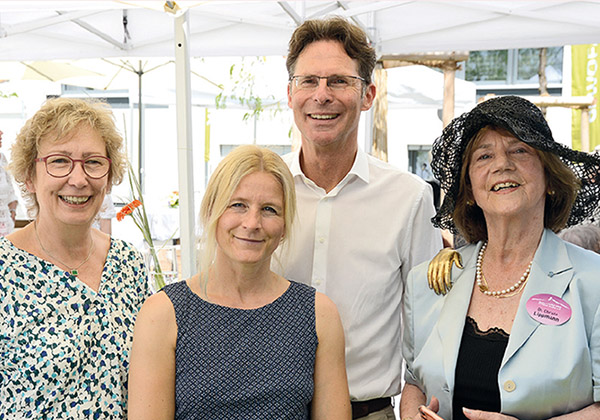 Stadträtin Heide Rieke, Sozialreferentin Dorothee Schiwy, Dr. Klaus-Michael Dengler, Geschäftsführer der Gewofag, Dr. Christa Lippmann, Vorsitzende des Fördervereins